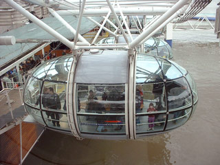 010 london eye 09.JPG